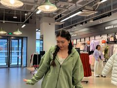 -百年港湾奥特莱斯(香炉礁店)