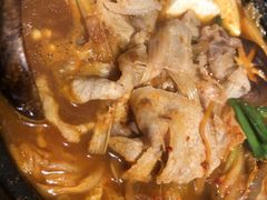 -山川小町·极番烧肉(新地假日广场店)