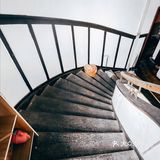 隐藏长乐路老建筑里🏠鲜为人知🌀旋转楼梯