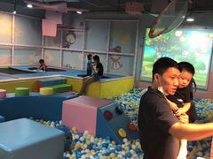 -星舰梦航(广百广场荔胜店)
