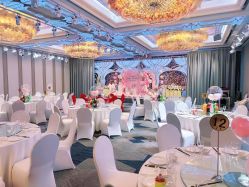 -曼格纳婚礼艺术中心(张江店)