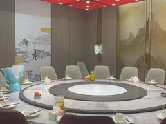 -绅士餐厅龙虾·烧烤(西门路店)