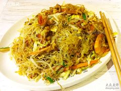 三鲜炒面-十面欢腾·海鲜面·台式Bistro(长乐路店)