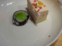 -润增大酒店自助餐厅