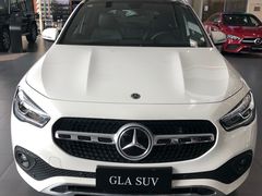 -天津波士信达奔驰4S店(卫津南路店)