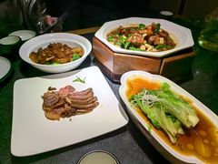 -鲁菜根·泰安菜(万达店)