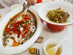 -枫林红了·长沙地标酒楼(金星路店)