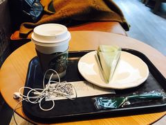 -星巴克(西藏路店)