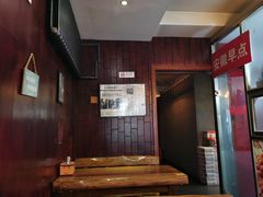 -万记麻辣烫国展总店