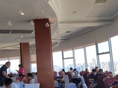 -东方豪景花园酒店·怡景旋转餐厅