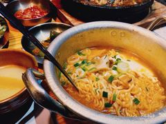 辛拉面-小木屋米酒店·韩国料理(深圳总店)