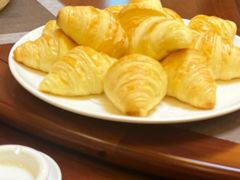 牛角包-大天然酒店(军民路店)