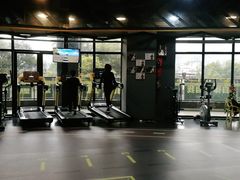 -可逸运动健身(鸿恩寺店)