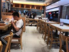 大堂-大鼓米线(浦东长泰店)