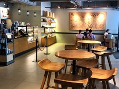 用餐区-星巴克(深圳罗湖书城店)