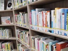 -屯门公共图书馆