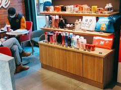 零售区-COSTA COFFEE(斯普瑞斯奥特莱斯店)