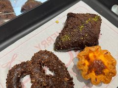 -HOT CRUSH趁热集合·现烤面包(环球港店)