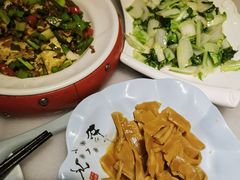 -京城小江南·北京烤鸭·江南土菜·白鱼(中关村店)