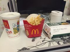 -肯德基(盘龙奥莱店)