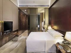 -广州天河希尔顿酒店