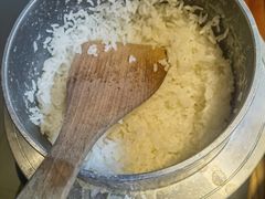 -魏铭鱼头捞饭(晋阳路店)