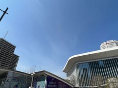 -上海游泳馆(地铁站)