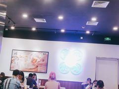 大堂-吉祥馄饨(虹桥火车站店)