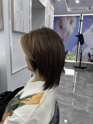 -镁连社·美联社