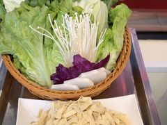 -陈大锅·岳阳鱼馆·地道岳阳菜(美食街店)