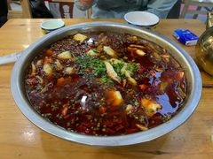 -乡土特色.冷锅鱼.牦牛肉汤锅