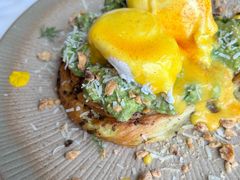 牛油果丹麦卷班尼迪克蛋-The Rug Cafe(王府中环店)