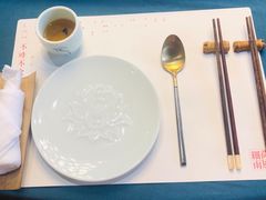 -荷风细雨·中国茶宴(碧云店)