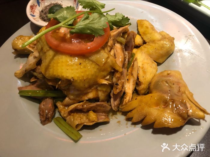 大头虾越式风味餐厅(光明广场店)越式盐焗麻油鸡图片