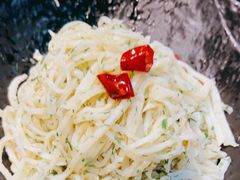 小茴香煎饼卷菜-汉唐宴长安食府