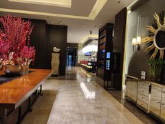 -上海西藏大厦万怡自助餐厅(徐汇店)