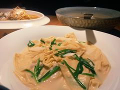 边笋烧豆腐皮-荣小馆(杭州大厦店)