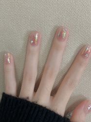 -悦指间美甲美睫美肤