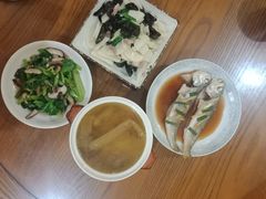 -爱贝尔高端月嫂(母婴护理)
