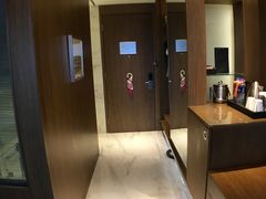 -上海滴水湖皇冠假日酒店