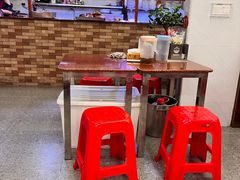 -猪脚洪隆江猪脚饭