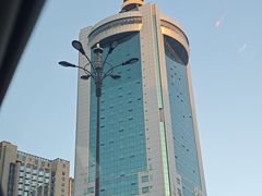 -荣誉国际酒店-云顶旋转餐厅