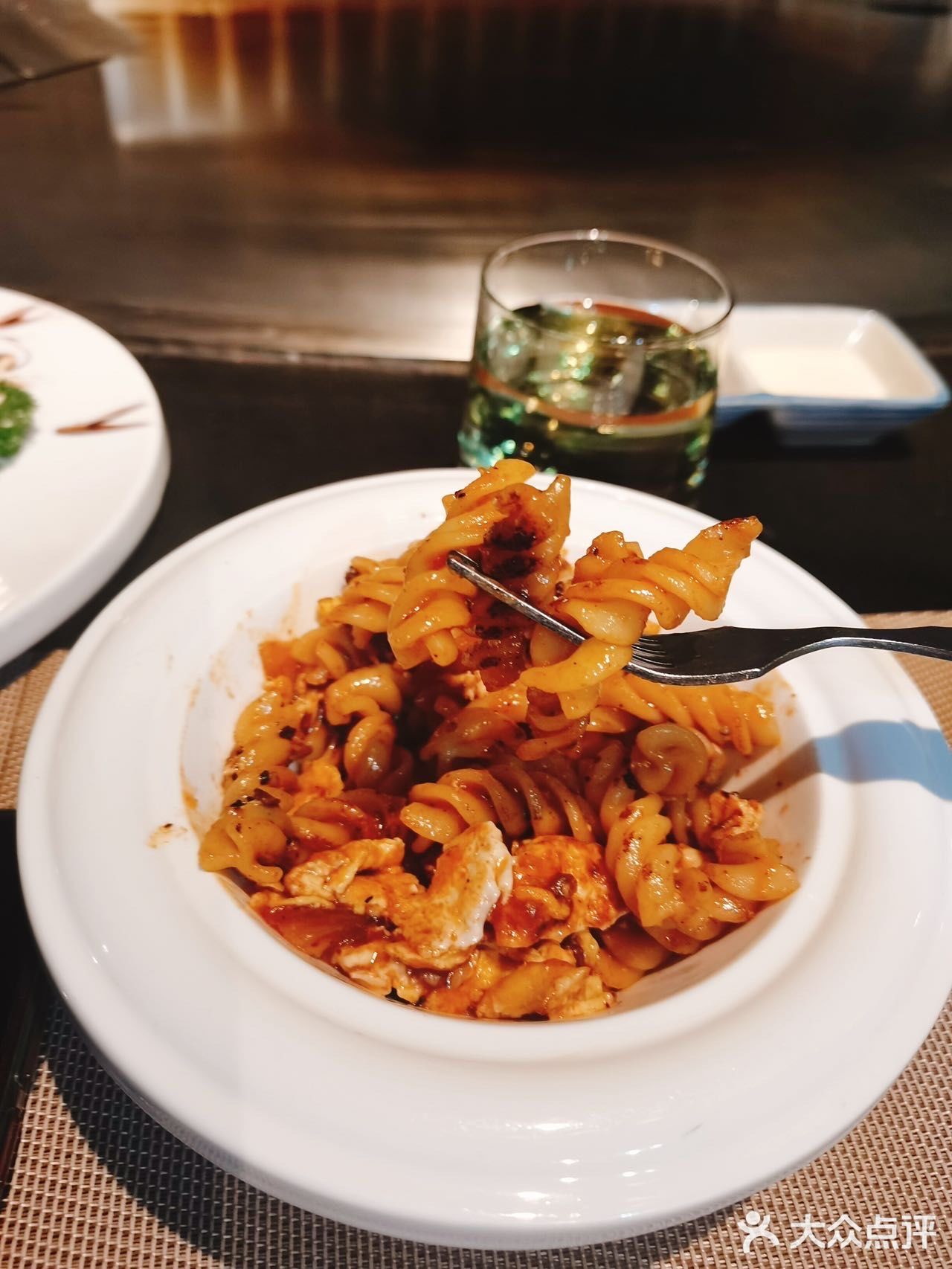 风靡魔都火力全开的超人气铁板烧