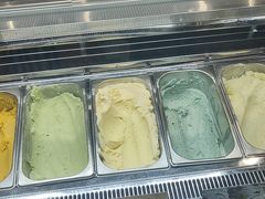 -极拉图·现制冰淇淋(大卫城店)