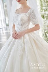 -艾米丽婚纱礼服