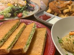 -HELLO 27 意面·沙拉·帕尼尼