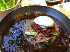 -唯成•韩国炭火烤肉 유성고기