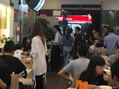 等位区-兄弟深夜豆浆