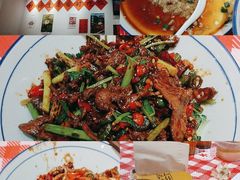 -荆九爷爆炒桥头三嫩(云南北路店)