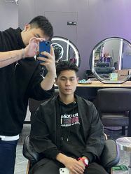 -藤野造型烫染·漂发